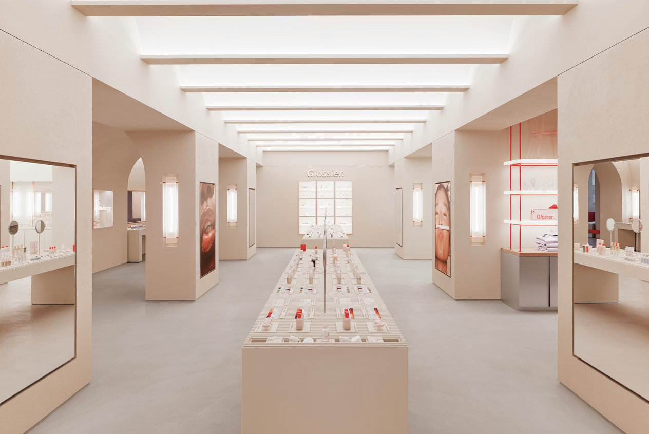 Glossier_NYC_Retail_Tour