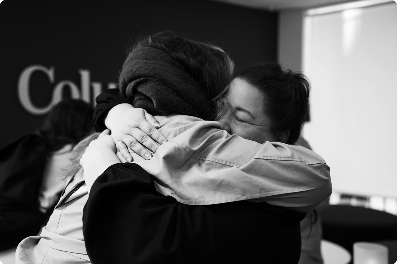 C_her - malmö Marthina Elmqvist hugging