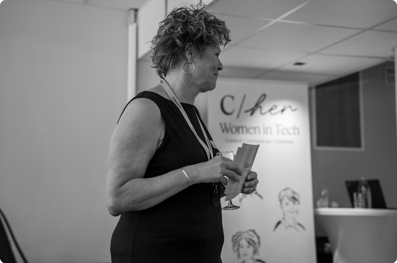 C_her - malmö Marthina Elmqvist hugging