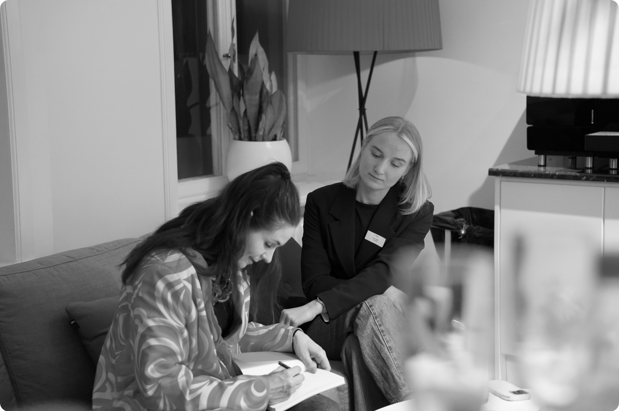 C_her Tove Hiller and Paulina Modlitba